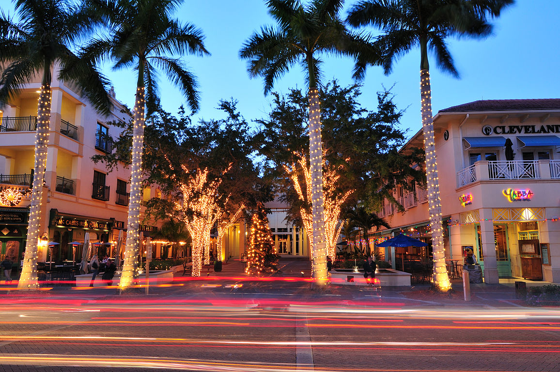 Naples, Florida - Bars & Nightlife
