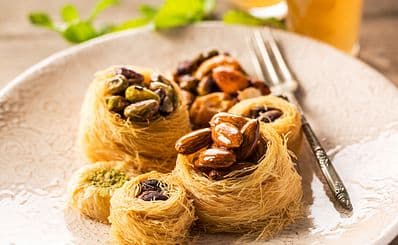 Al Aker Sweets & Bakeries