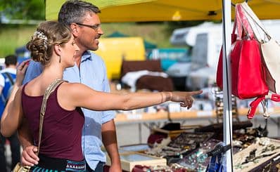 Liliomkert Market