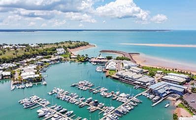 Cullen Bay