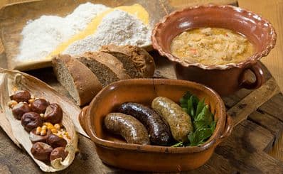 Güjžina
