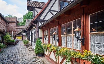 Craftmen's Courtyard