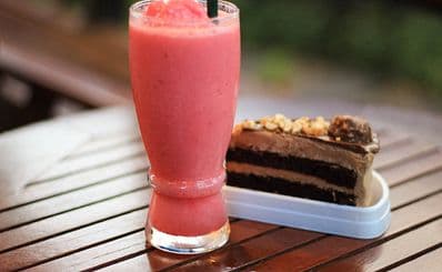 H2O Juice Bar & Vegan Cafè