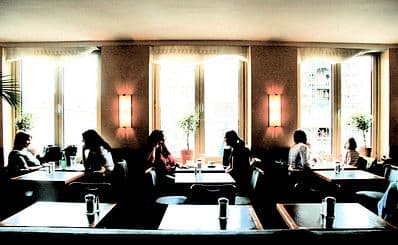 Cafe Glockenspiel
