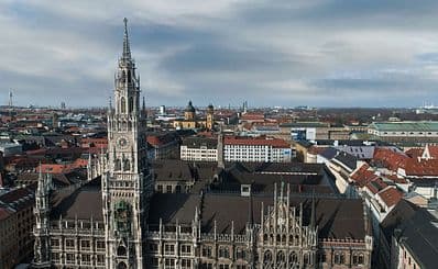 Neues Rathaus & Glockenspiel