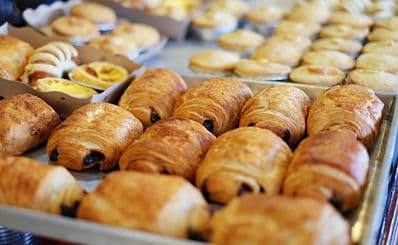 Loic Bakery & Cafe Bar