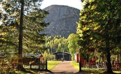 Skule Naturscen