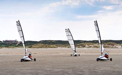 Land Sailing