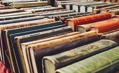 The Time Traveller's Bookshop