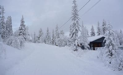 Skiing on Fjätervålen