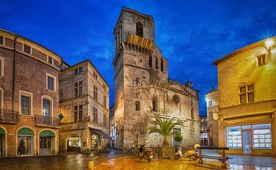 Notre Dame and Saint Castor