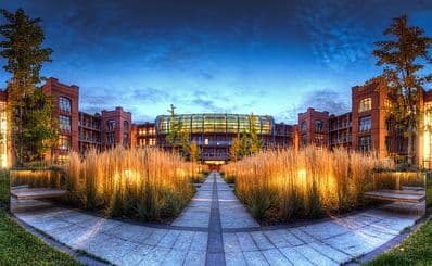City Park Hotel & Residence