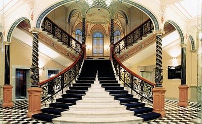 Staircase of Knaust