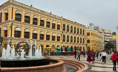 Senado Square