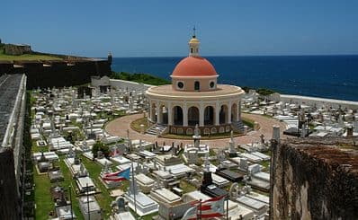 Santa María Magdalena de Pazzis Cemetery
