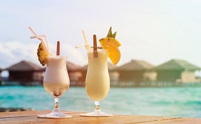 Athiri Beach Bar (Vihamanaafushi)