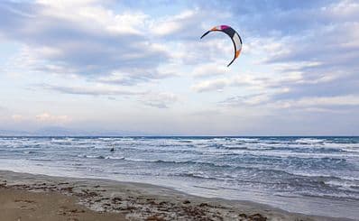 Lady’s Mile Beach, Asomatos