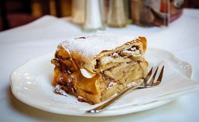 Cafe Mozart