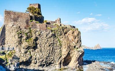 Aci Castello