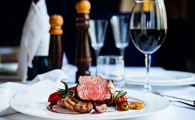 Moo Moo The Wine Bar + Grill