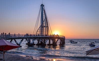 Los Muertos Pier