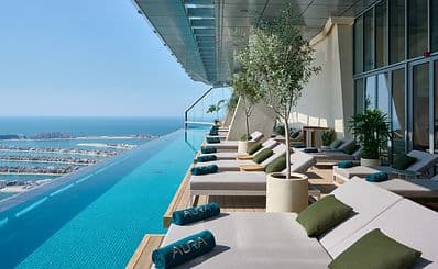 AURA Skypool
