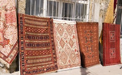 Kızlarağası Hanı