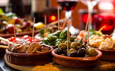 Santiago's Bodega