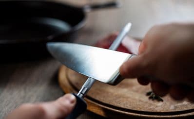 The Rusty Knife