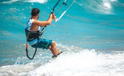 Kitesurfing