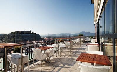 Nebotičnik Bar
