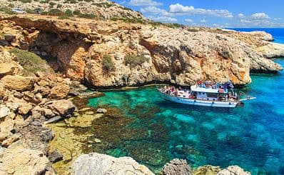 Yacht Tours