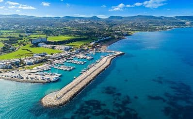 Latsi Beach