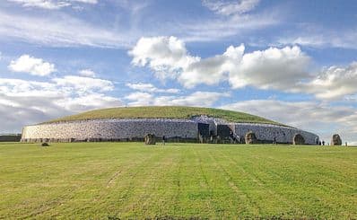 Brú na Bóinne Visitor Centre (Newgrange & Knowth)