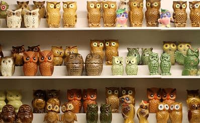 Salt and pepper shakers museum