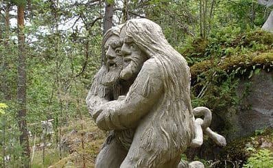 Garpedansberget Nature Preserve & Gamleby Trollskogen