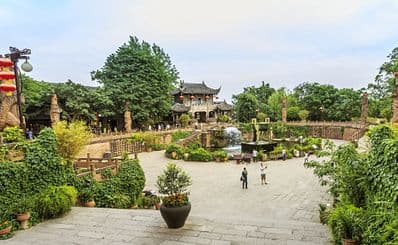Huanglongxi Ancient Village / 黄龙溪古镇