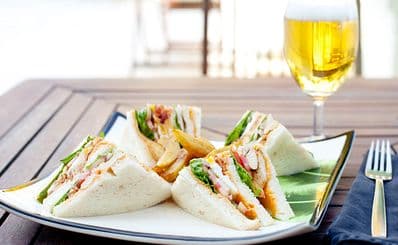 Cavos Cafe Bar