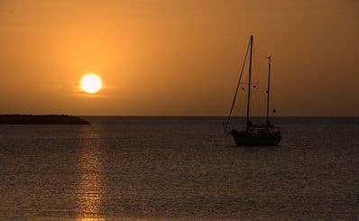 Compass Point Outdoor Ocean Bar