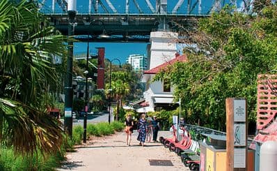 Howard Smith Wharves