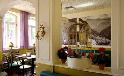 Salon Regina