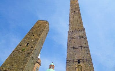 Torre Degli Asinelli e Torre Della Garisenda