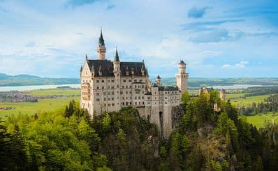 Neuschwanstein Castle & Linderhof Palace Day Tour