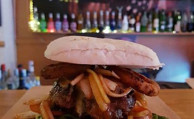 Bourbon - Burgers And Lounge