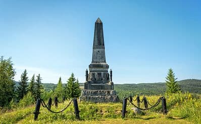 Karoliner Monument in Duved