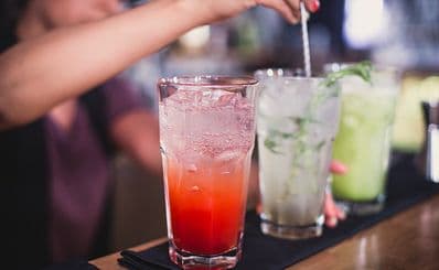 Chet Bar