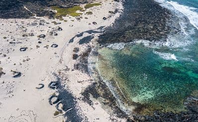 Caleta del Mojón Blanco, Punta Prieta