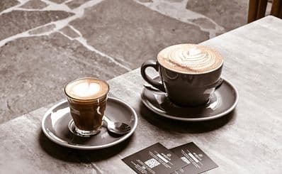 Andonis Cafe & Bar