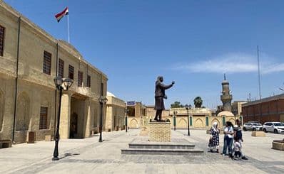 Al-Mutanabbi street