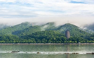 Pagoda of Six Harmonies / 六和塔